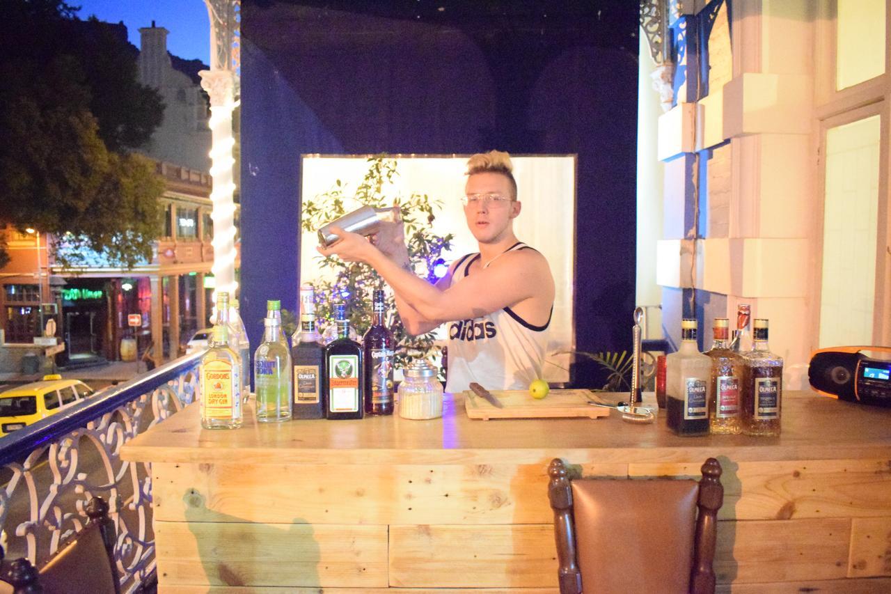 Urban Hive Backpackers Pansiyon Cape Town Dış mekan fotoğraf