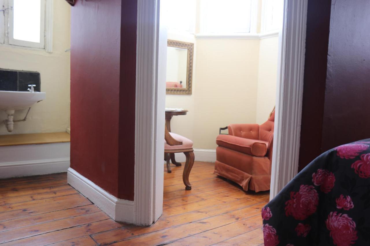 Urban Hive Backpackers Pansiyon Cape Town Dış mekan fotoğraf